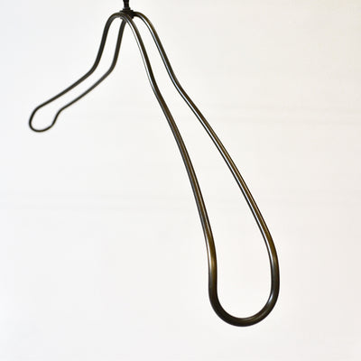 アウトレットスチール製レディース湾曲ハンガー